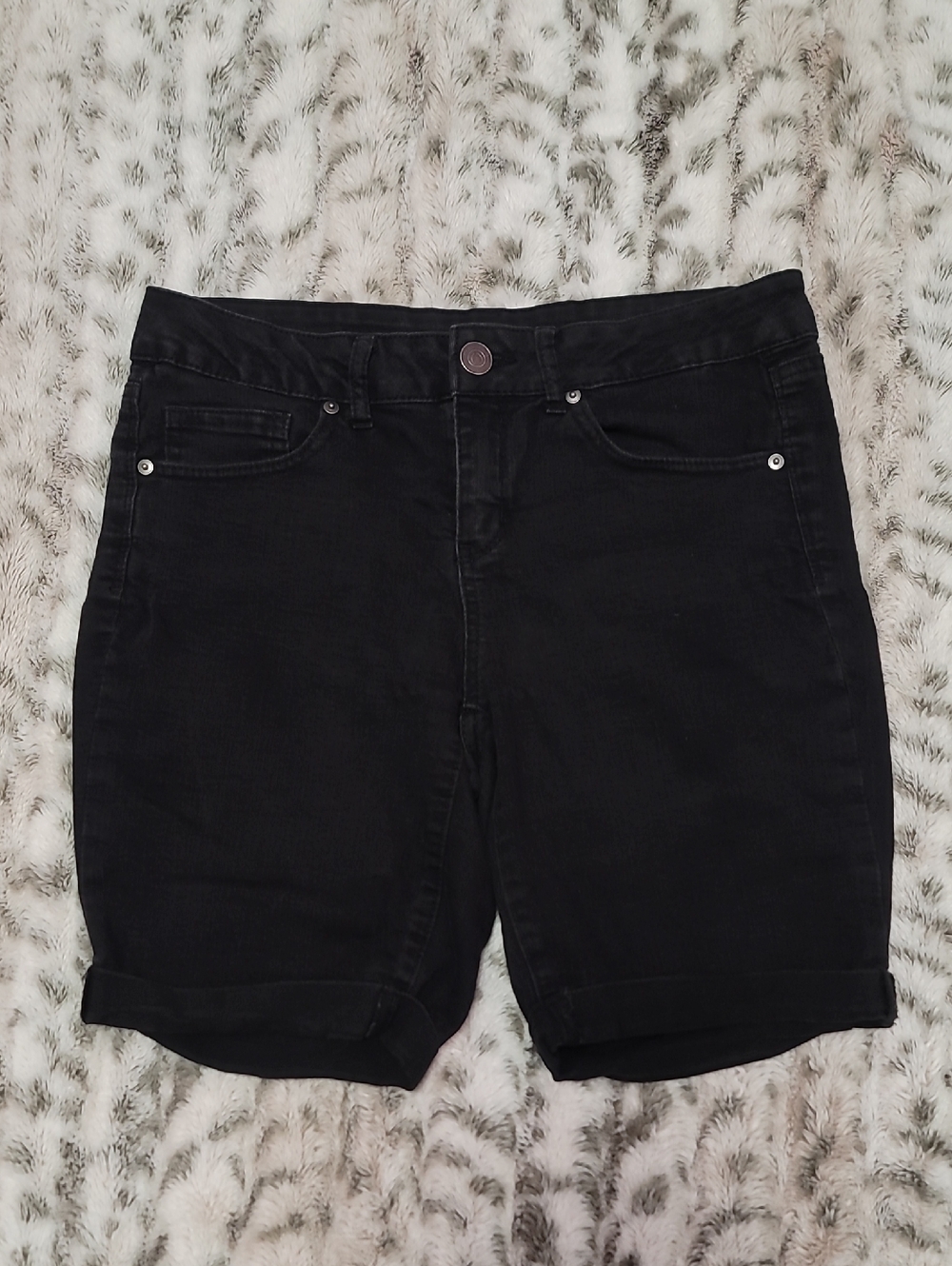SO Black Cuffed Bermuda Shorts